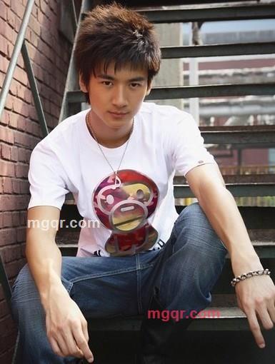 魅力男人广仔的第1张照片