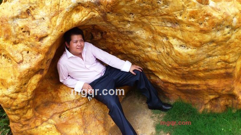 爵男的第3张照片