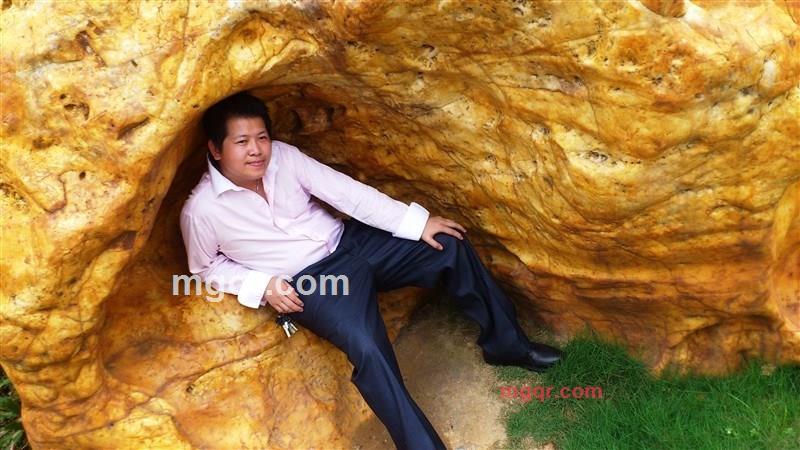 爵男的第2张照片