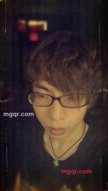 偶尔有点小情绪的第1张照片