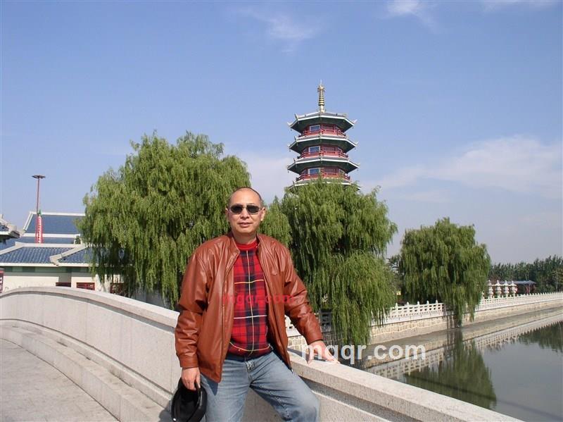 光頭的第1张照片