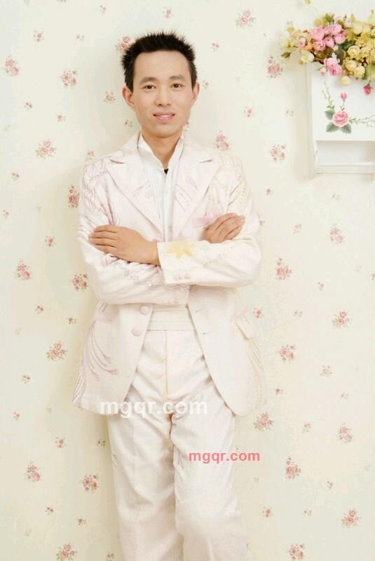 寂寞等待的狼的第5张照片