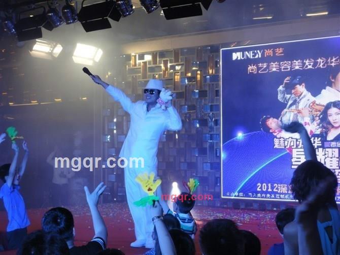 歌星要唱红的第2张照片