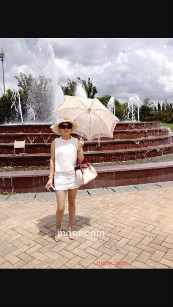 一簇云烟的第1张照片