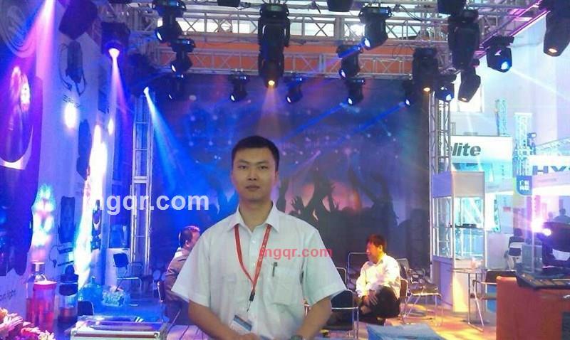 牽椌dē僞笑的第3张照片