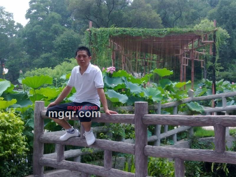 孤单@寂寞人的第1张照片