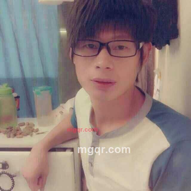 阳光的第1张照片