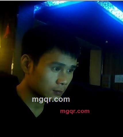 找个人陪陪!的第1张照片