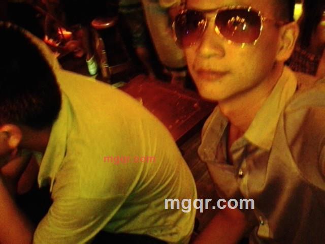 Handsome_Li的第3张照片