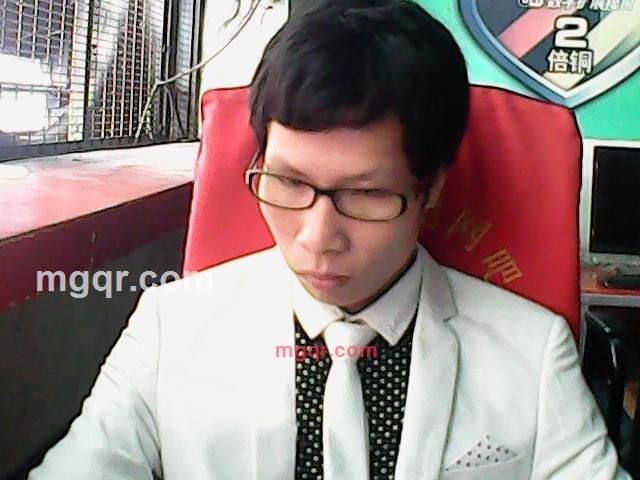 午夜床板声！的第5张照片