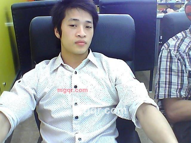 夜夜寂寞的第2张照片