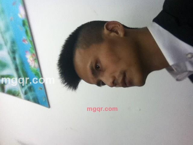 明朗的夜的第1张照片