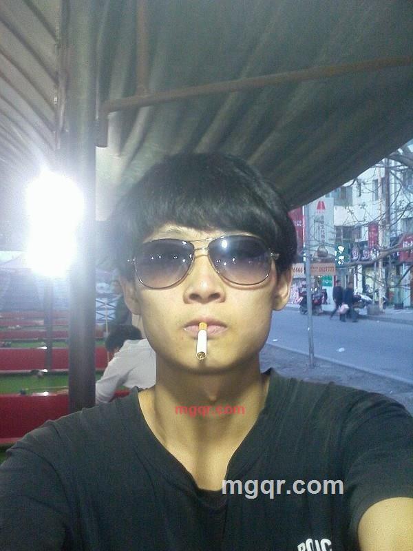 寂寞的男人的第1张照片