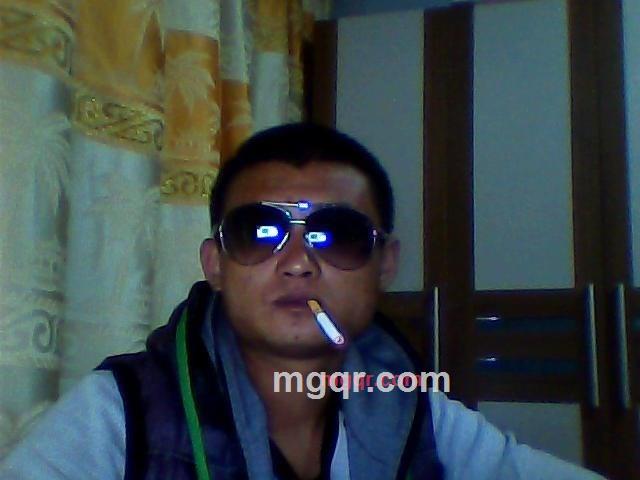 今夜独自醉的第1张照片