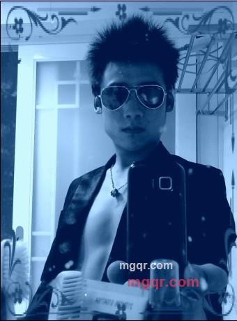 本人期待爱的第1张照片