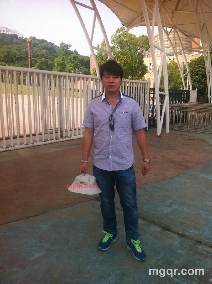 这个家伙很懒的第2张照片