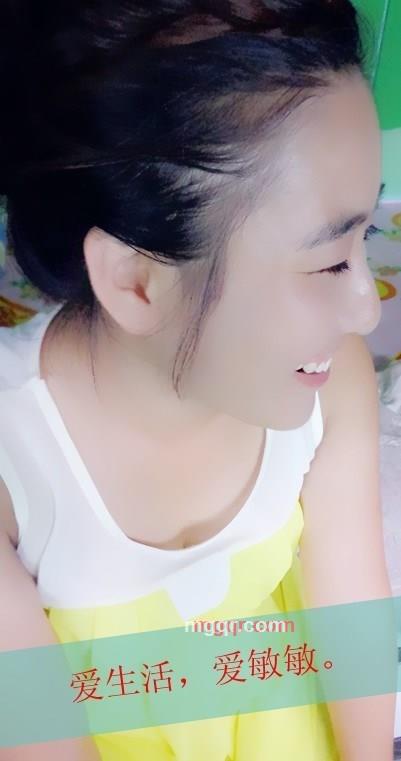 挣扎的野猪的第1张照片