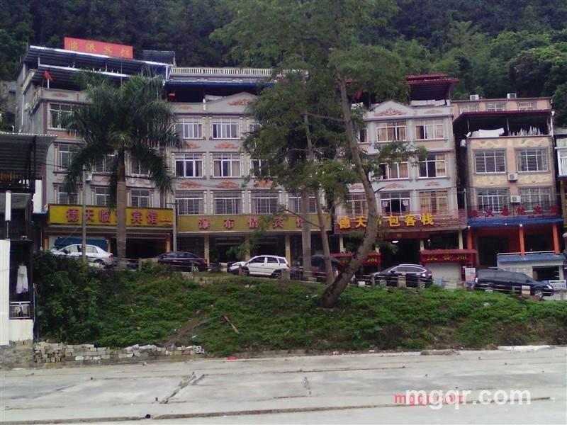 弟弟爱上姐姐啦的第5张照片