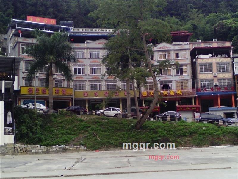 弟弟爱上姐姐啦的第1张照片