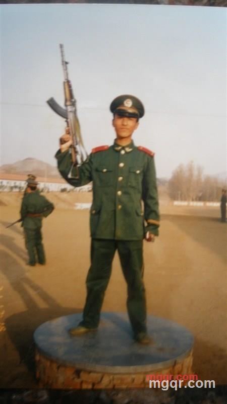 爬上墙头坐等红杏的第4张照片