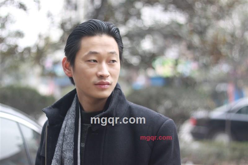 孤单的活死人的第1张照片