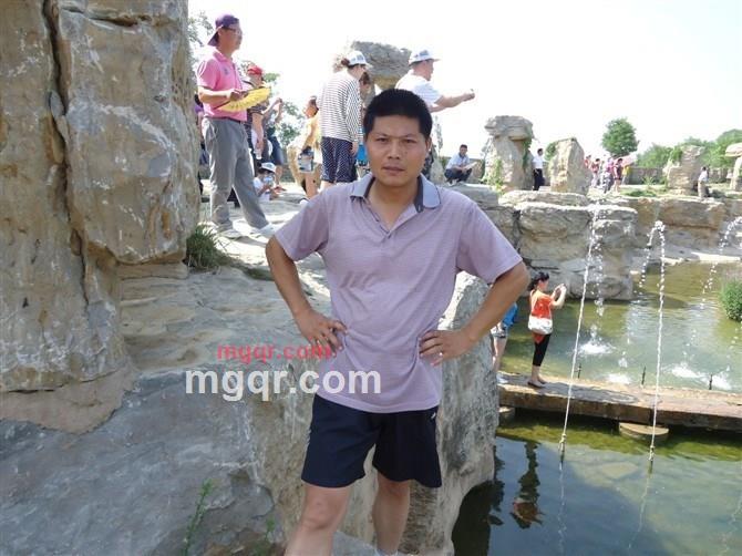 歌星的第2张照片