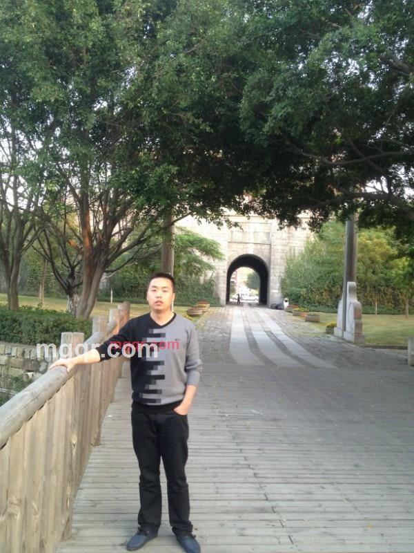 生活的囚徒的第1张照片