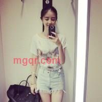 妩 媚的第2张照片