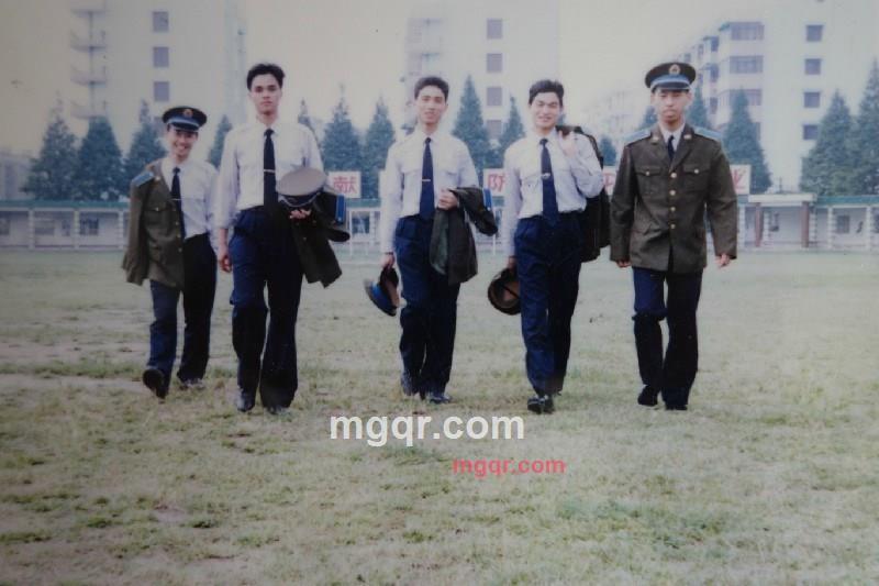 情的眼的第6张照片