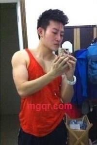 神、一样的男人的第2张照片