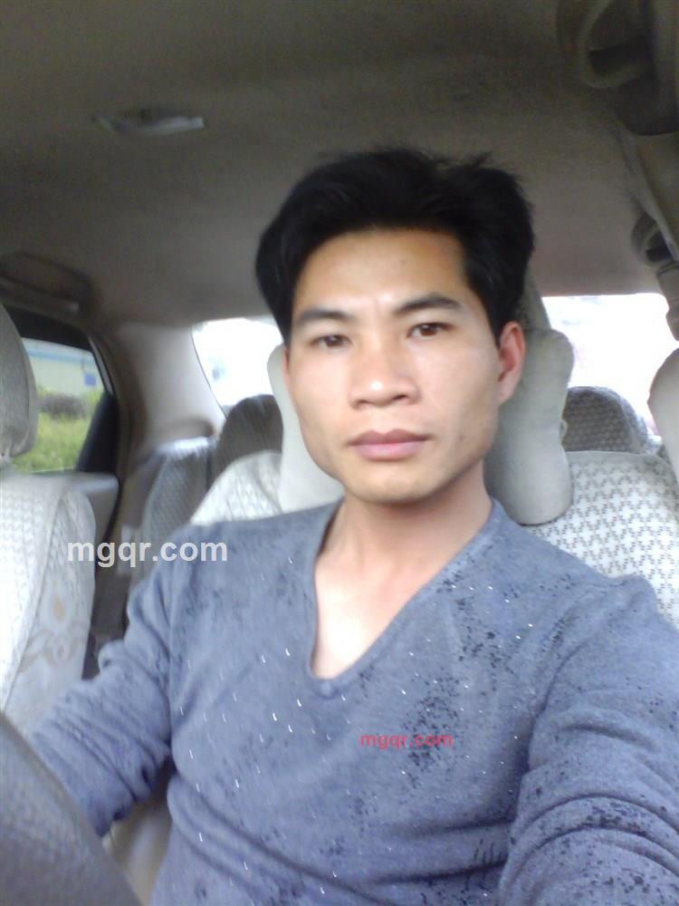 孤单—背影的第1张照片