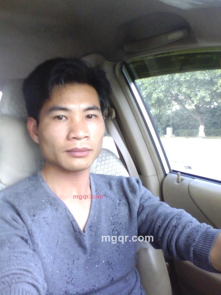 孤单—背影的第2张照片