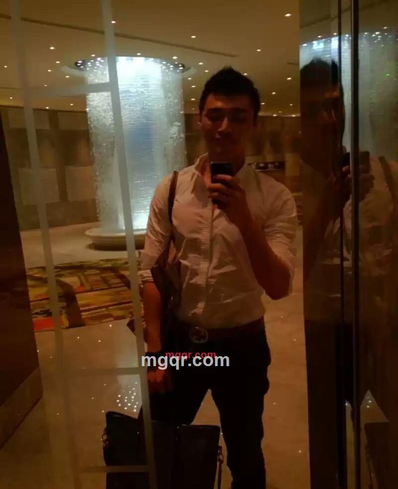 完美情男的第2张照片