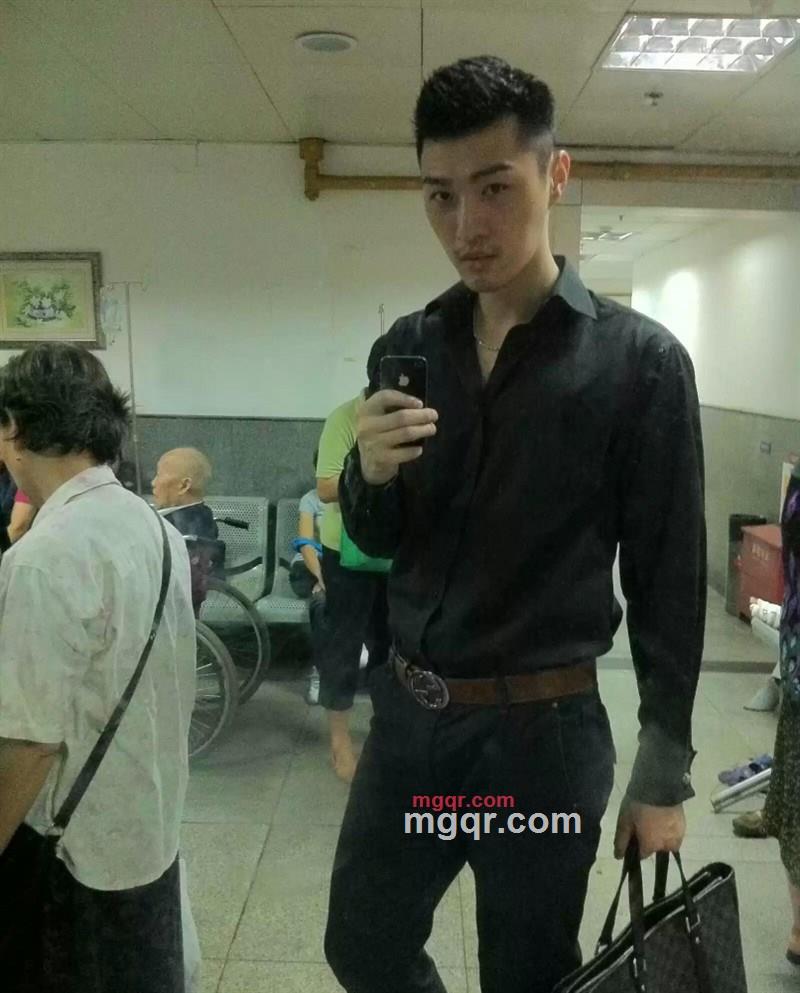 完美情男的第3张照片