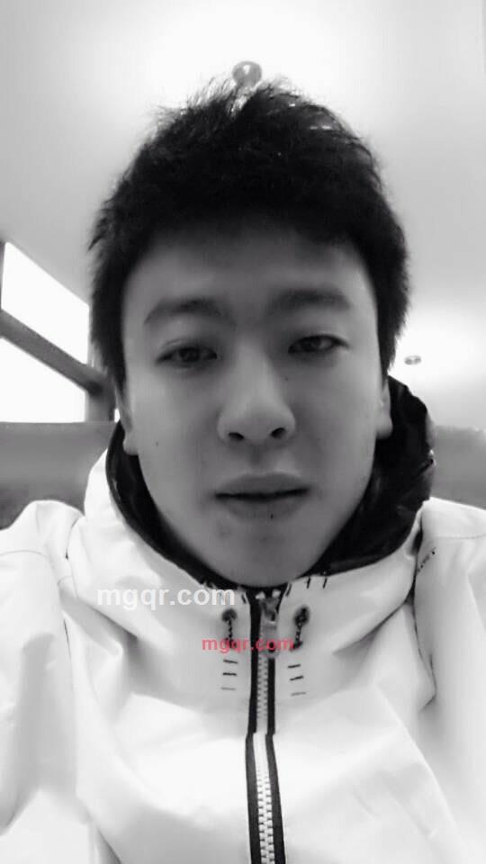 小心触电7的第1张照片