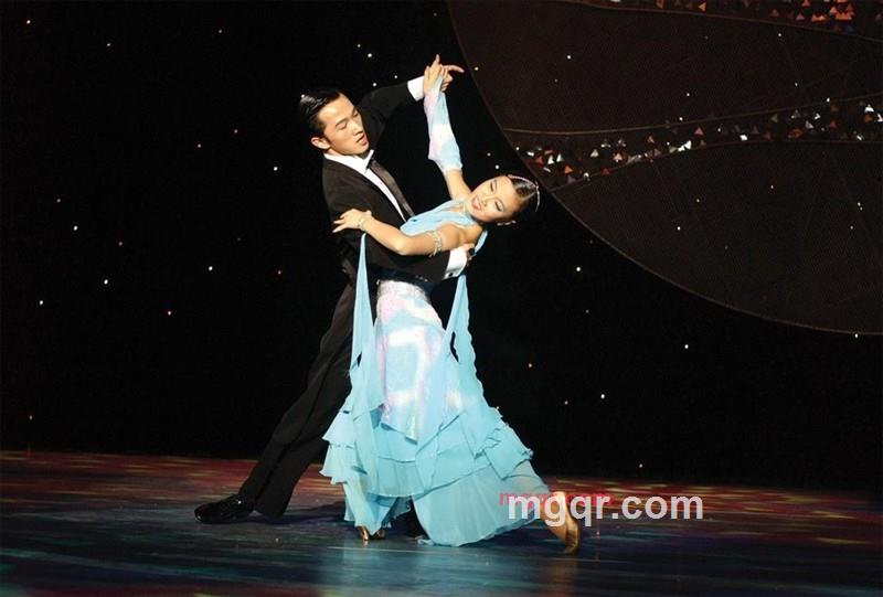 山环水绕的第3张照片