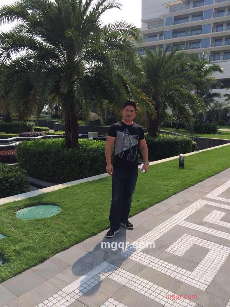 牡丹花下69的第1张照片