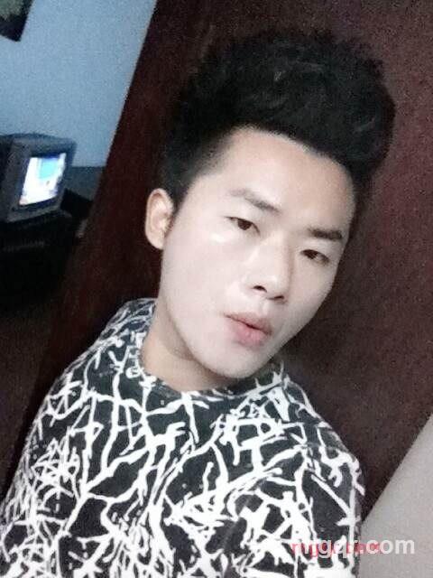 让你爽让你叫的第2张照片