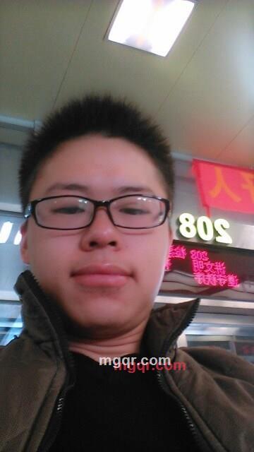 轻浮的年华的第2张照片