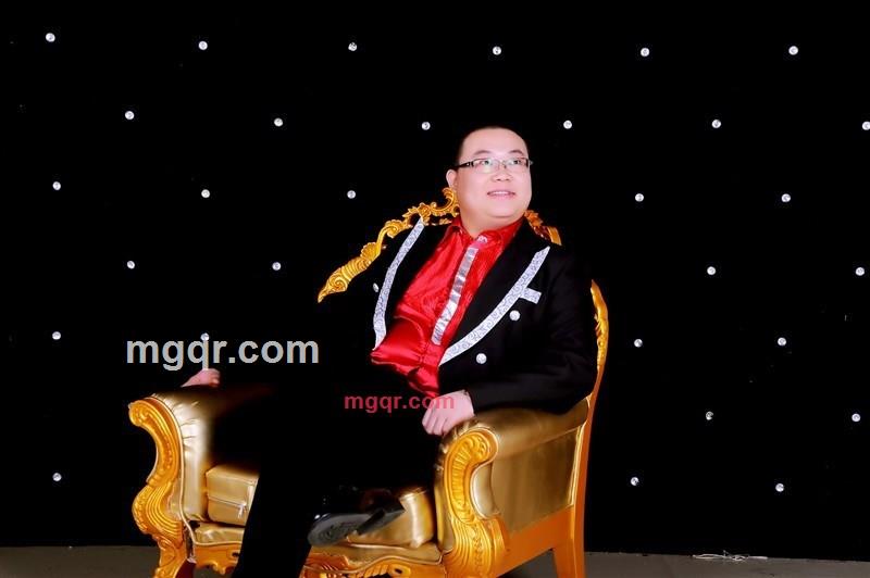 暴力黑猫的第3张照片