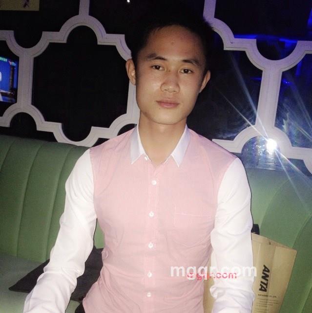 孤单的小孩的第3张照片