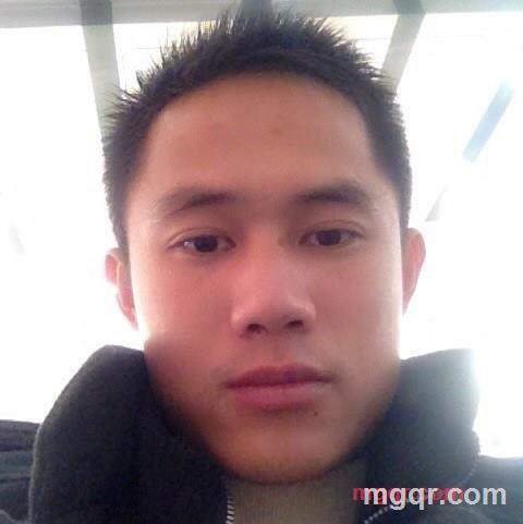 孤单的小孩的第2张照片