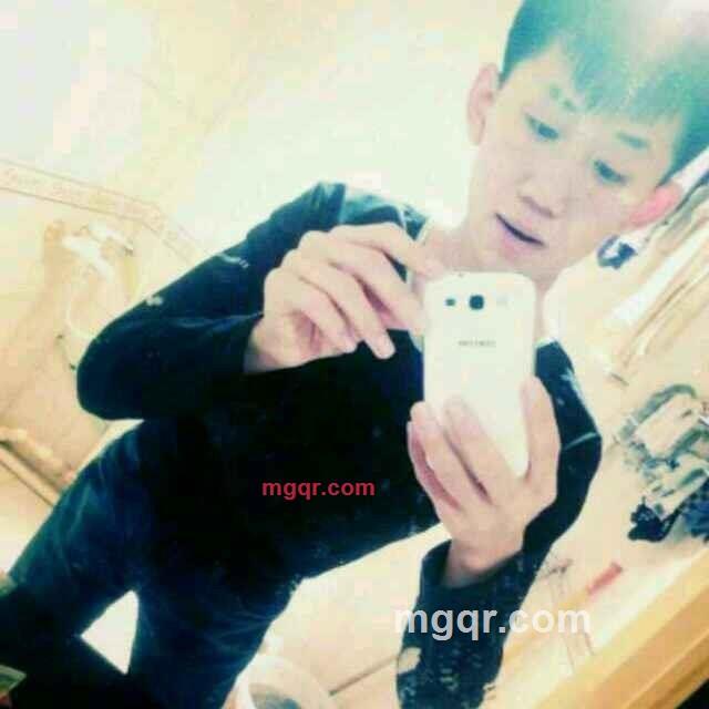 淡然一笑，的第1张照片