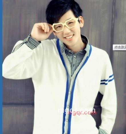 月夜孤寂的狼的第1张照片