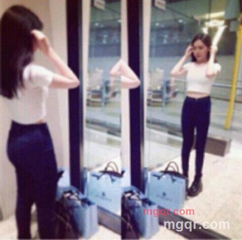 素素小描的第1张照片