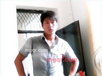 _/~↘ 丑 男的第2张照片