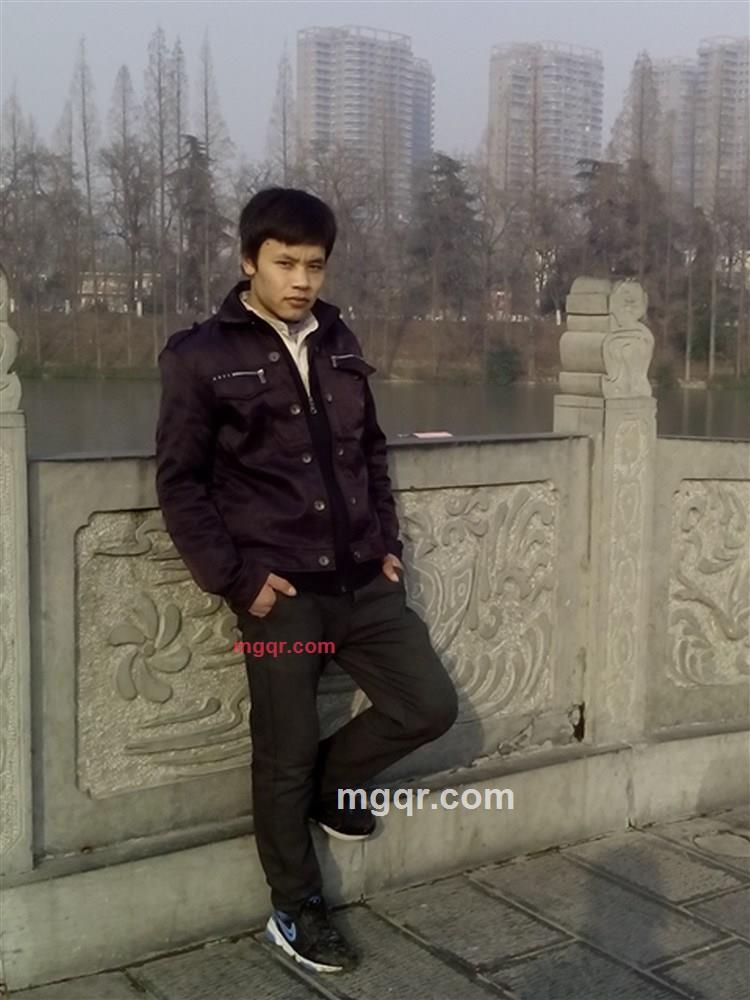 硬得好难受的第2张照片