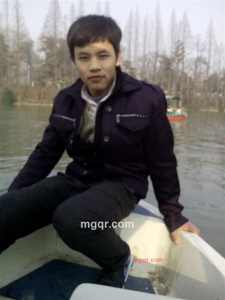 硬得好难受的第1张照片