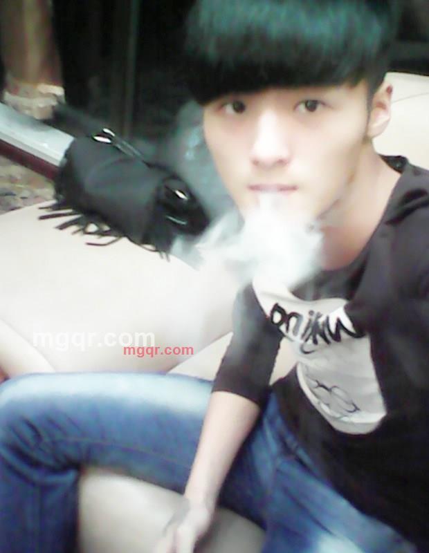 贩毒小伙狠帅的第6张照片