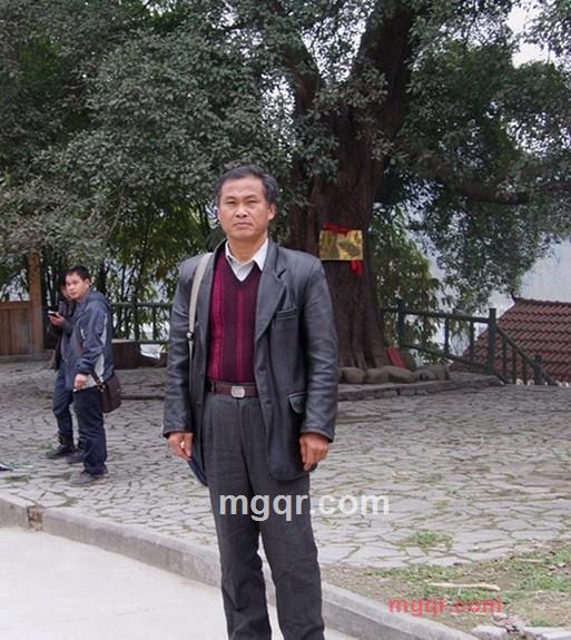 山野之夫的第1张照片